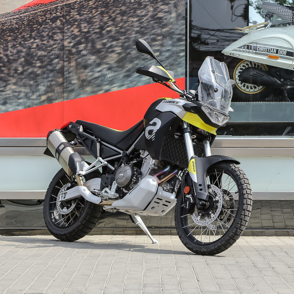 阿普利亚 Tuareg 660 2022款 标准版级别_基本信息图
