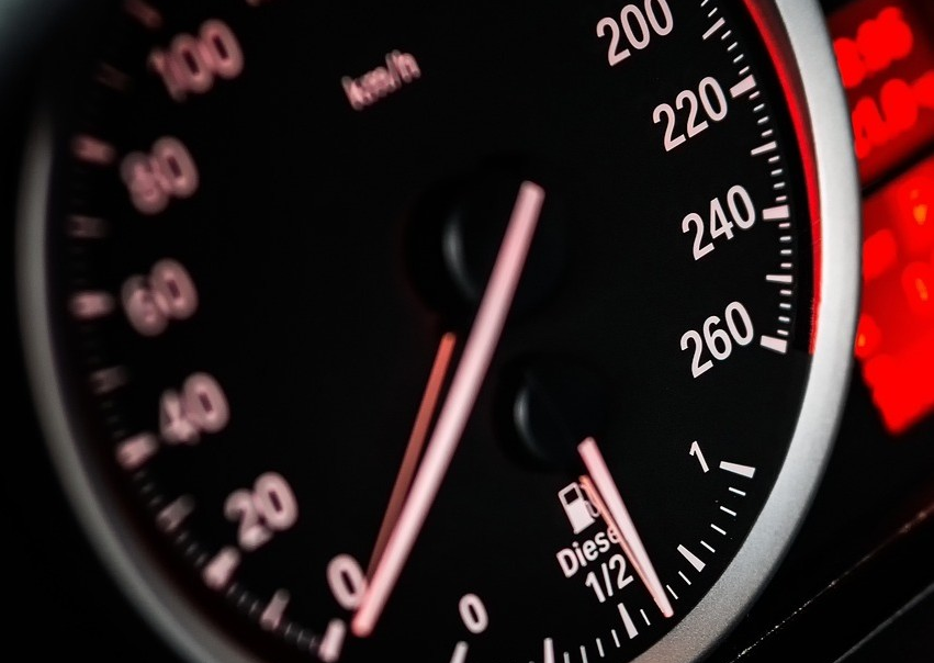 你的车是“快乐表”吗话题封面图