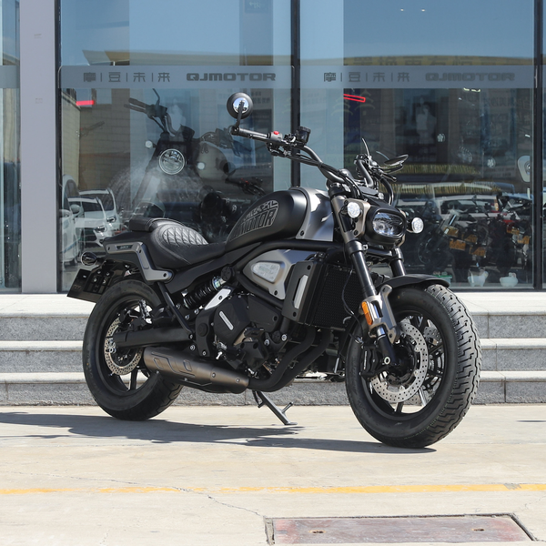 QJMOTOR 闪700 2023款 皮带版厂商_基本信息图