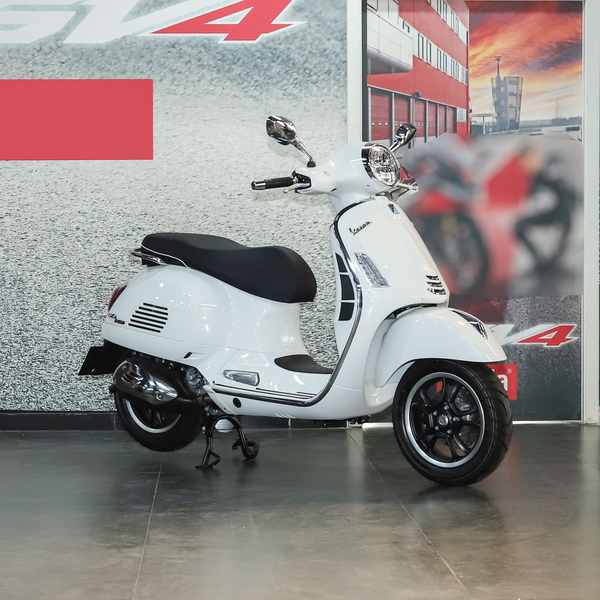 Vespa GTS 2024款 Super 300 标准版级别_基本信息图