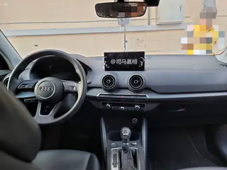 2019款奥迪Q2L e-tron 纯电智享型 图 2