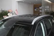 银色车顶行李架