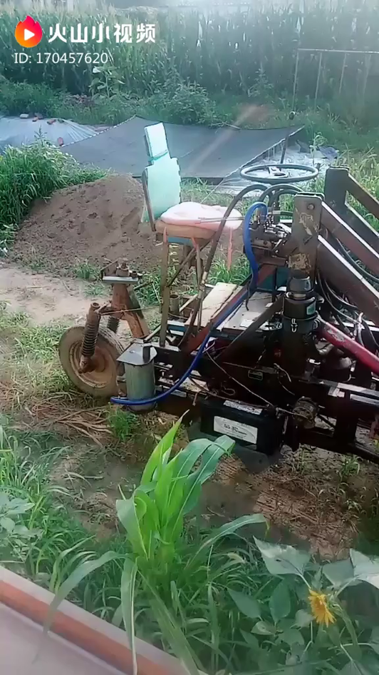 改装  三轮柴油机推土机视频1