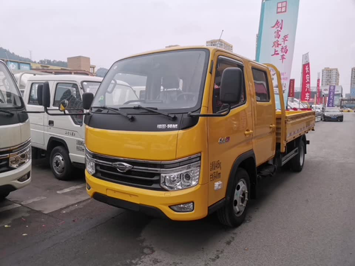 福田領航s1柴油版,工程黃,雙排3.2米大貨箱#宜賓貨車