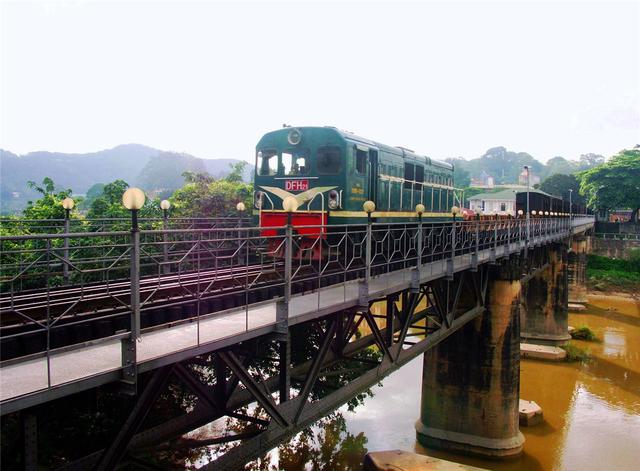 滇越铁路越南段图片